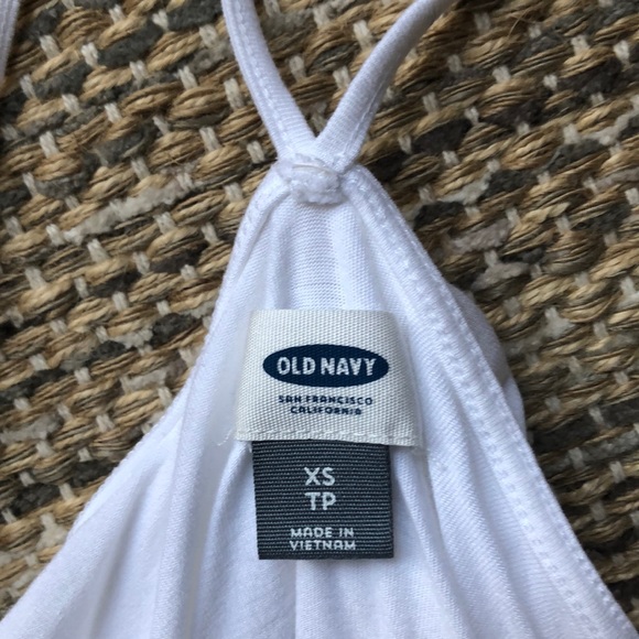 Old Navy white ruffle tank top. - Picture 2 of 3